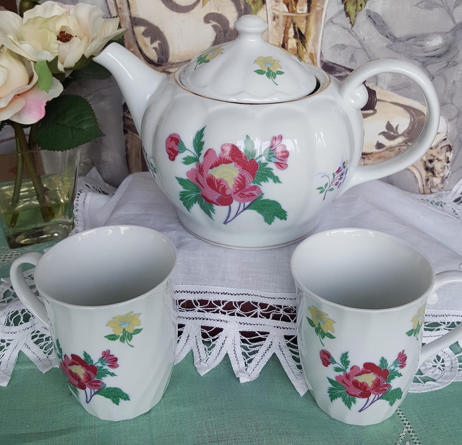 Laura Ashley Teapot and Mugs China Set Parfums Pattern Elegant Vintage