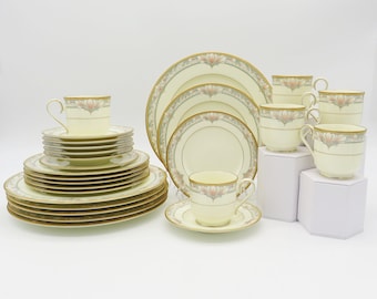 Juego de porcelana para 8 personas Noritake Barrymore (40 piezas) / Vajilla completa / Marfil, crema, flores blancas y rosas / Regalo de boda para nuera