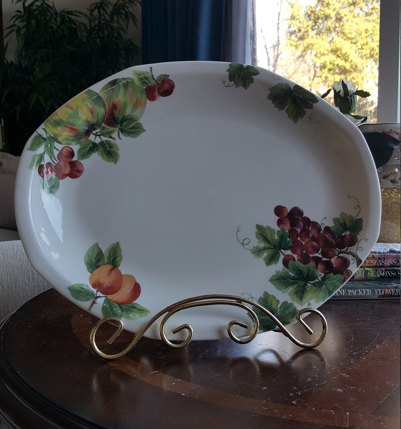 Oval Serving Platter Royal Doulton Vintage Grape Pattern Fruits & Green