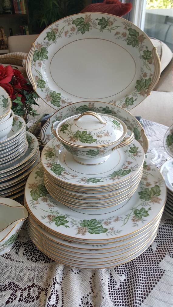 Complete dinnerware sets hot sale