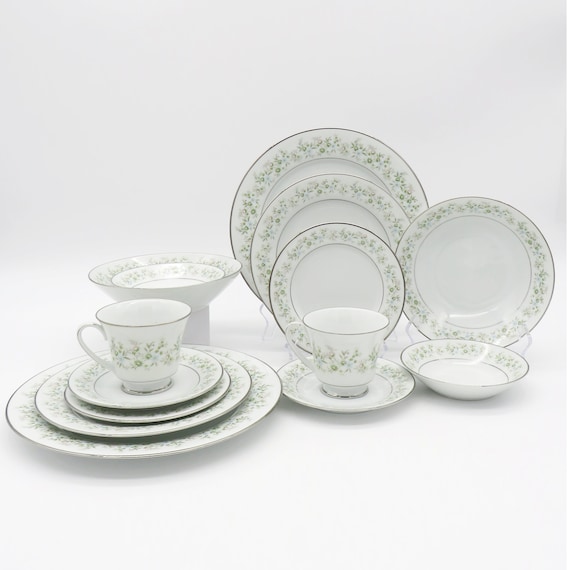 Noritake Savannah | China Set for 2 | 14 Dinnerware Pieces
