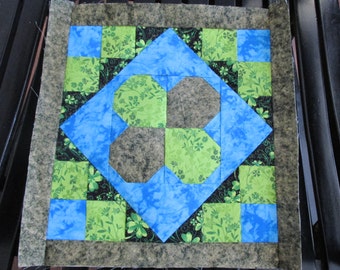 Shamrock Quilt Block Pattern (normal piecing and paper piecing)