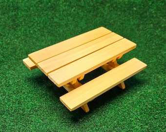 Dollhouse Picnic Table with Benches - Miniature Cedar Wood - Clear Finish
