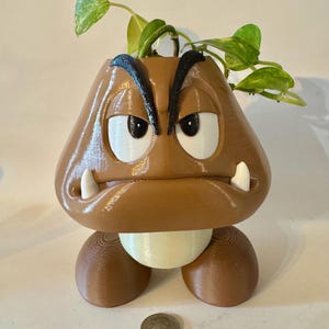NIEUW Grotere Goomba-planter cadeau met binnenpot | Woondecoratie