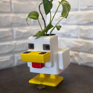 3D Printed Chicken Jockey Planter