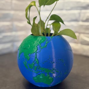 Earth Globe Planter w/ inner pot