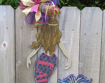 Mermaid Door Hanger, Personalized Mermaid with Glitter Tail