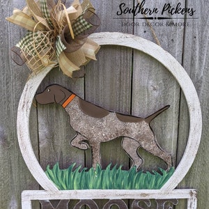 GSP Home Decor | GSP Door Hanger | German Shorthaired Pointer Family Name Welcome Door Hanger Sign | GSP Owner Gift | Pointer Dog Decor