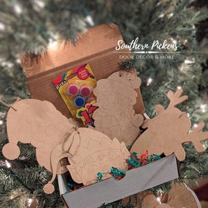 BLANK Wood Christmas Ornament Set | DIY Ornament Set | Ornament Paint Kit | Kids Family Christmas Craft Kit | School Christmas Craft
