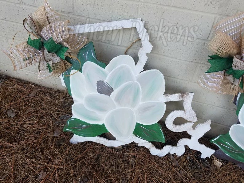 Louisiana Frame Magnolia Door Hanger