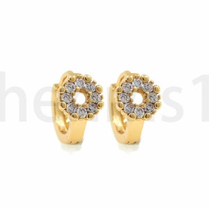 Cutout Stud Earrings, Round Stud Earrings, 18K Gold Filled Disc Earrings, Micropavé CZ Cutout Stud Earrings, Minimalist Style,11x12x6mm