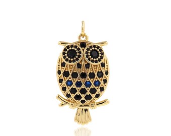 Collar de búho chapado en oro de 18 quilates, dije de búho, colgante de búho, colgante de pájaro con circonitas micropavé, joyería de animales, suministros de joyería DIY, 31 x 16 x 4 mm