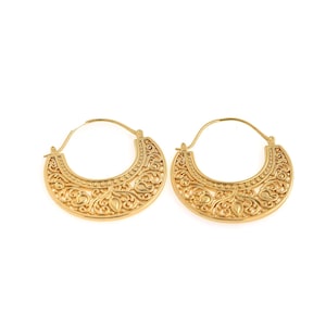 1 Pair,Gold Earrings,Pierced Earrings,18K Gold Filled Round Earrings,Moon Earrings,Gift for Her,40x39x2.5mm