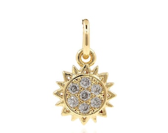 Fascino del sole riempito d'oro 18k, ciondolo del sole, fascino del sole, collana del sole Micropavé CZ, regalo per lei, gioielli fai da te che fanno forniture, 8 * 13 * 1,5 mm