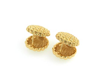Gouden schelpoorbellen, 18K gold filled schelpoorbellen, strandbedel, Sea Life-oorknopjes, mantelbedel, nautische charme, 15 x 15 x 15 mm