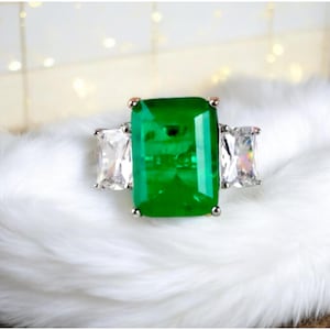 Emerald Ring, Three Stone, Sterling Silver 925, Cubic Zirconia, Statement Ring, Green Cocktail Ring, May Birthstone, Gift for Her!