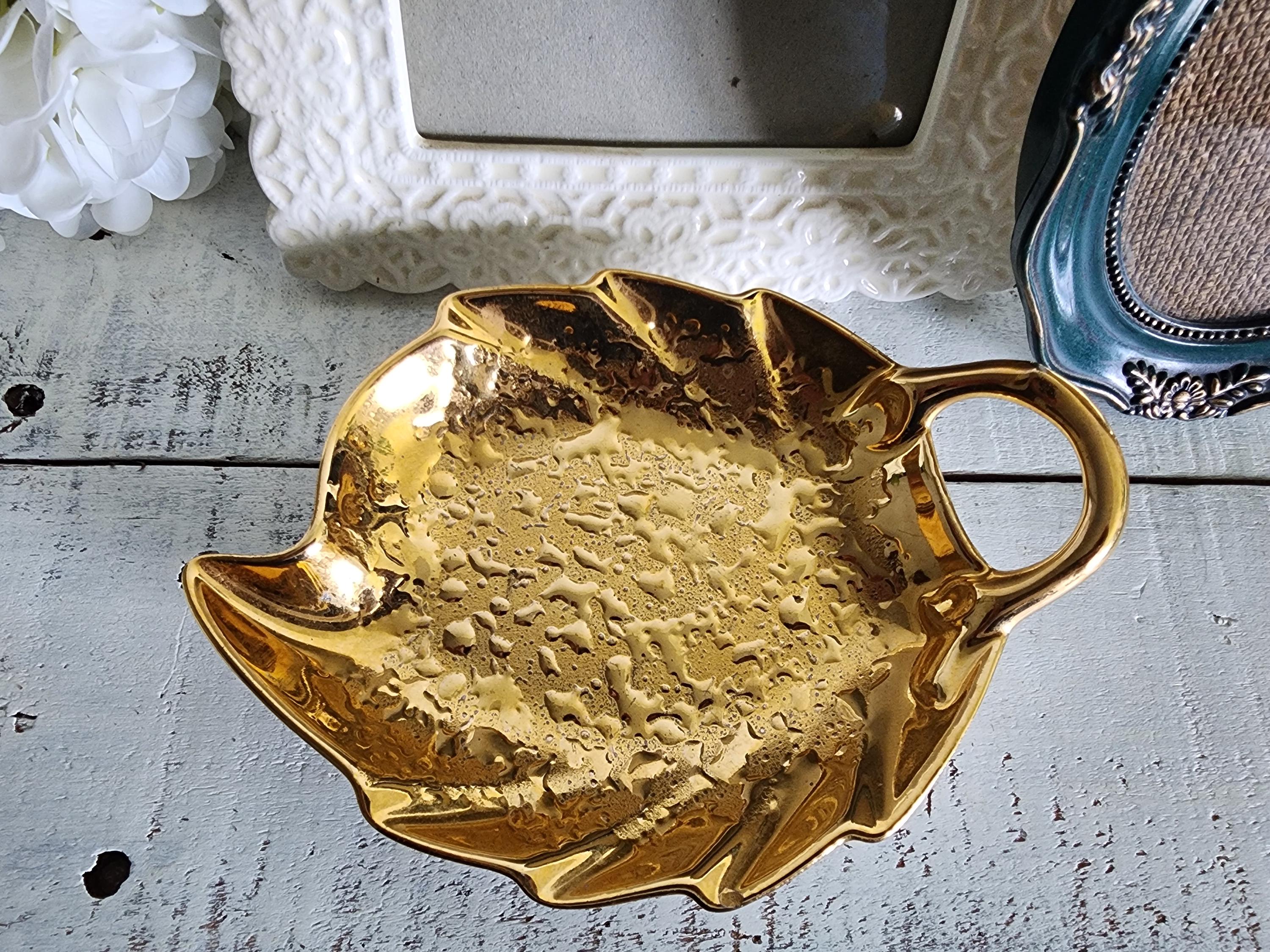 Vintage Holley Ross Distinguished China 22K Gold Leaf Trinket