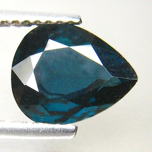 2.77Ct Untreated 100% Natural Blue Spinel Gemstone From Tanzania