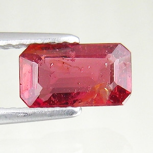 1.28Ct &quot;AIG&quot; Certified ! Unheated 100% Natural Padparadscha Sapphire From Madagascar