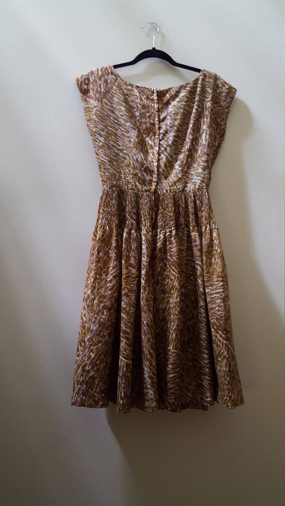 1960s Dress / 60s Green and Brown Abstract Print … - image 3