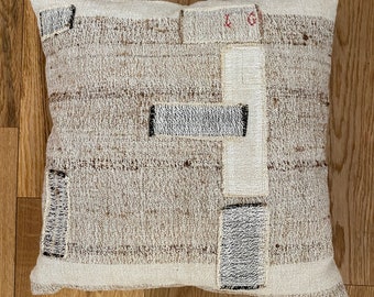 Old kilim style canvas cushion, square, removable blue brown applications - Upcycling Les Cousardes ®