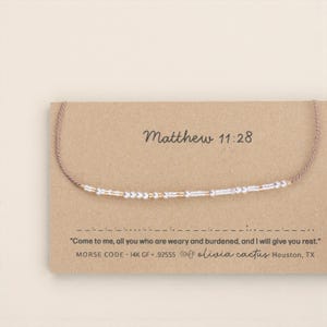 Te daré descanso. Pulsera de plata con código Morse. Mateo 11:28 o personalizada. «Venid a mí todos cansados...»