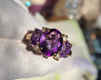 Vintage Amethyst Pearl Ring 14K Yellow Gold