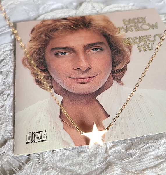 Vintage Barry Manilow Gold Star Necklace 1970s 12K