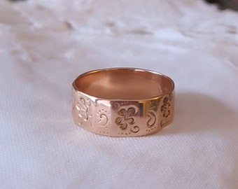 Victorian embossed 10K rose gold wedding ring size 8.5