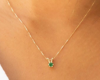 14Kt Solid Gold Necklace With Emerald, Dainty Gemstone Pendant Necklace, 14K Real Gold Box Chain, Round May Birthstone Pendant For Her