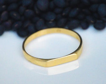 Signet Gold Ring, Signet Ring, Geometric Ring, Statement Ring, Dainty Gold Ring, Promise Ring, Statement Gold Rimg,Gift For Her, Spring Sale