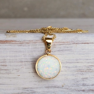 Opal Pendant Necklace, Bridal Jewelry 14K Gold, Gemstone Necklace Gold, Birthstone Necklace For Mom, Wedding Gemstone Jewelry, Fine Jewelry