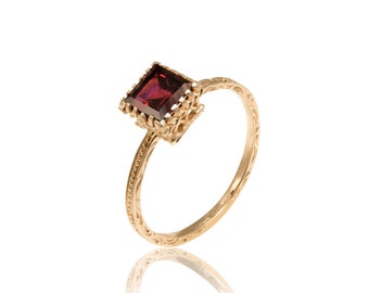 Red Garnet Ring, 14K Rose Gold Ring, January Birthstone, Rose Gold Jewelry, Square Gemstone Ring, Solitaire Ring, Gold Promise Ring