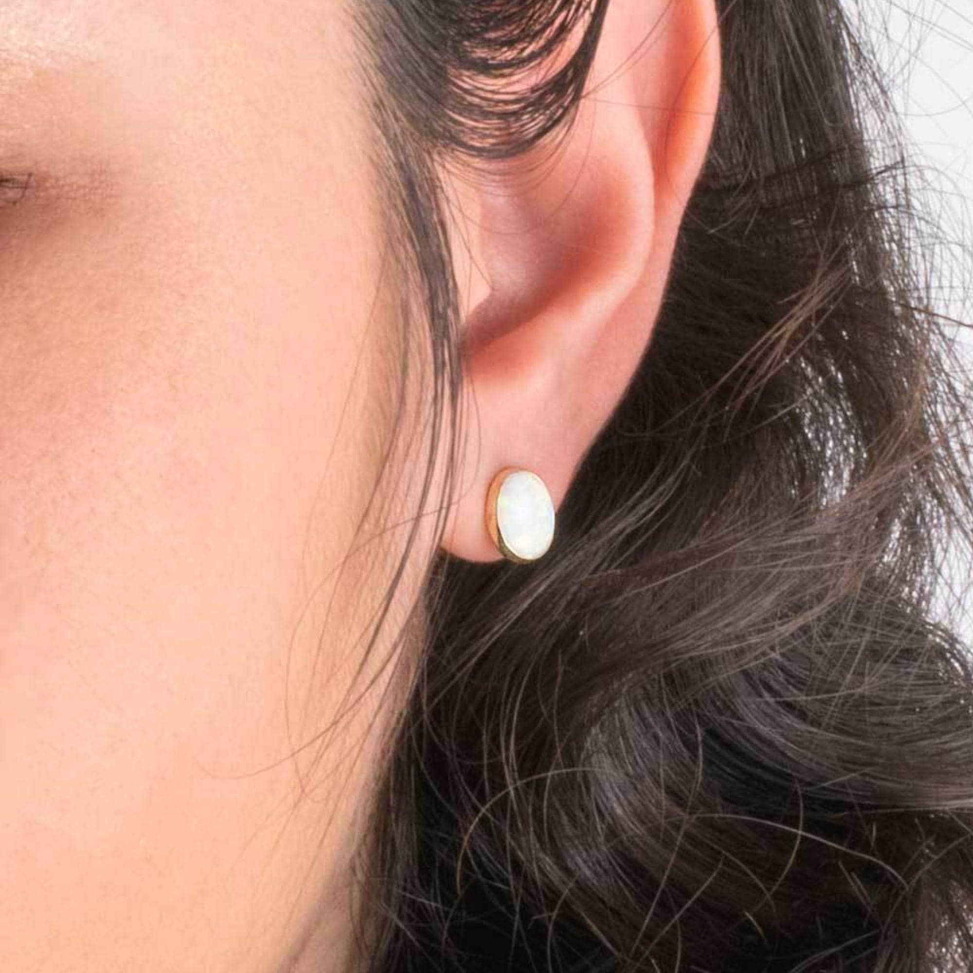 14K Solid Yellow Gold 8 Mm White Opal Round Stud Earrings