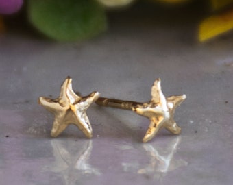 Stern Ohrstecker, 14K Gold Ohrringe, Seestern Schmuck, zierliche Ohrringe, Mädchen Ohrstecker, Geburtstagsgeschenk, minimalistische Ohrringe, Schmuck handgefertigt