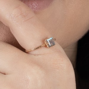 14K Rose Gold Labradorite Ring, Birthstone Jewelry, Dainty Gold Ring, March Birthstone, Gemstone Jewelry, Minimal Ring, Personalized Gift