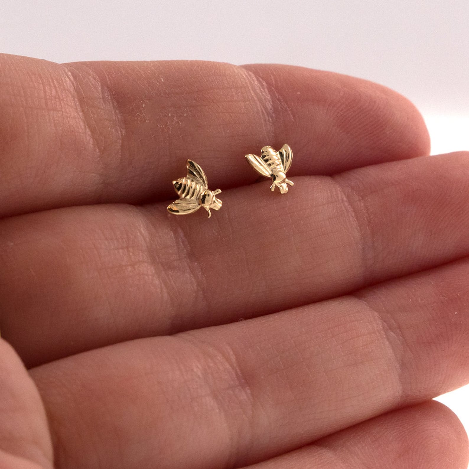 Venya White Bee Stud Earrings main image 1