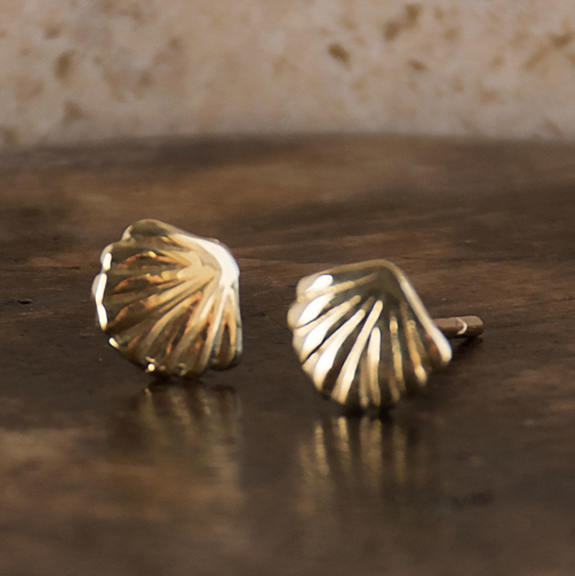 14K Solid Yellow Gold Shell Earrings 14K Soild Gold Shell | Etsy