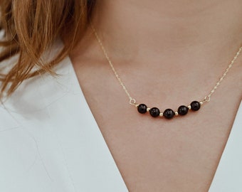 14K Solid Gold Garnet Beaded Necklace, 14K Gold Short Necklace With Red Garnet Beads, 14K Dainty Necklace, January Birthstone Necklace