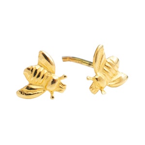 14K Gold bee stud earrings - Dainty earrings - Gold stud earrings - Honey bee Earrings -Bee jewelry - Honey bee jewelry - Bumble bee Jewelry