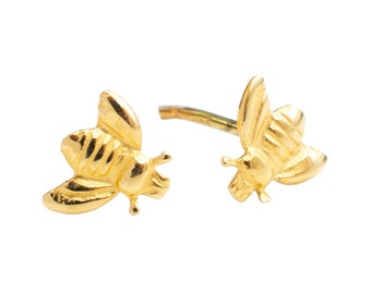 14K Gold bee stud earrings - Dainty earrings - Gold stud earrings - Honey bee Earrings -Bee jewelry - Honey bee jewelry - Bumble bee Jewelry
