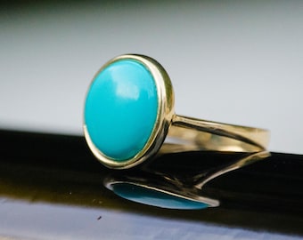 14K Yellow Gold Statement Ring, Natural Turquoise Big Stone Ring, Vintage Round Turquoise Jewelry, Bold Artisan Design
