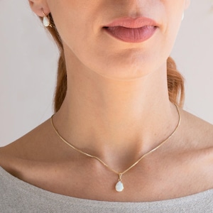 Opal Halskette, Gold Anhänger Halskette, Fine Jewelry, Edelstein Halskette, Teardrop Anhänger Halskette, Solid Gold Halskette, Zierliche Halskette, 14K