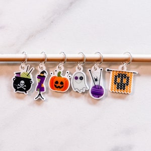 Halloween Craft Stitch Markers - Spooky Maker Acrylic Knitting and Crochet Progress Keepers - Autumn Knitting Crochet Tools