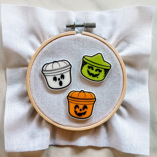 Retro Treat Bucket Magnetic Needle Minder - Fast Food Laser Cut Acrylic Needleminder - Halloween Embroidery Accessories