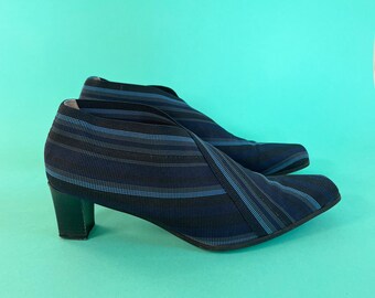 Vintage Striped Heeled Shoes / 90s Italian Designer Pumps by Kampgen / Minimalist Blue Slip-On Heels / Made in Italy / Size EU 41 / US 10