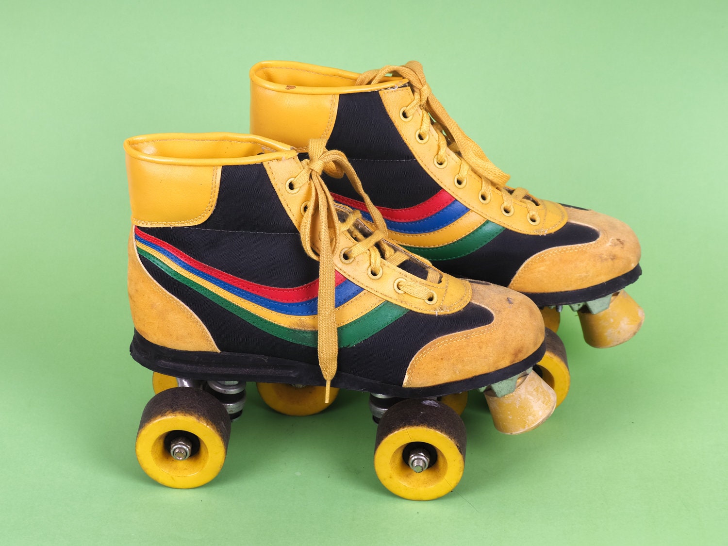Seizoen Visser Echter Vintage Roller Skates/ 90s Yellow Rad Skate Sneakers/ - Etsy