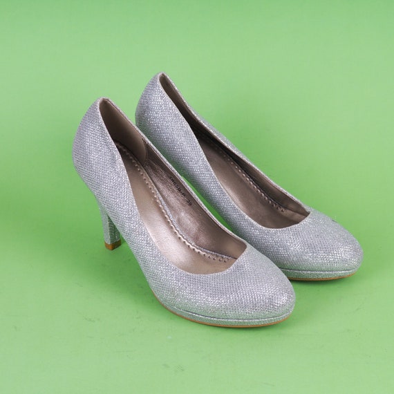 Vintage Silver High Heel Shoes/ Shiny Glossy pump… - image 2