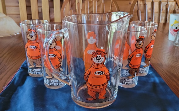 A&W Bear ドリンクボトル　ビンテージA&W Restaurants Vintage 1970s A&W Root Beer Pitcher and Glasses Set - Etsy