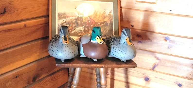 3 1967 Victor D-9 Duck Decoys: Mallard Drake & 2 Hens - Hunting Or Decorating image 18